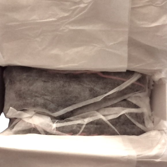 REVENGE X STORM vol 3 Side Flame UNISEX NIB - Picture 8 of 15